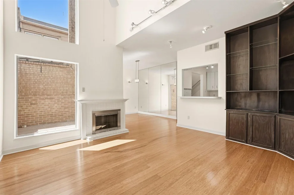 Unit for sale at 2507 Mandell Street, Houston, TX 77006