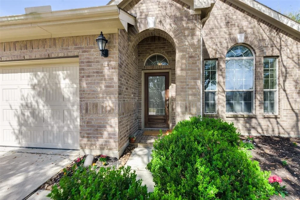 Unit for sale at 16511 W Blue Hyacinth Drive, Cypress, TX 77433