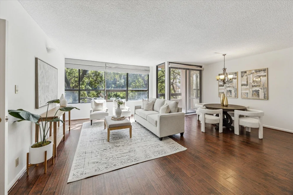 Unit for sale at 5150 Hidalgo Street, Houston, TX 77056