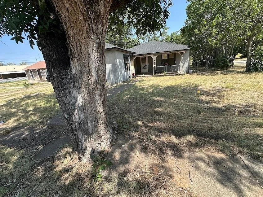 Unit for sale at 644 E 16th Street, Colorado City, TX 79512