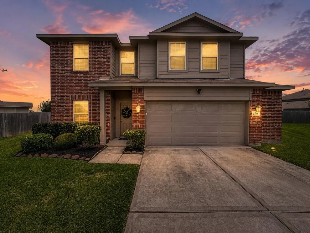 Unit for sale at 2308 Ivory Court, Texas City, TX 77591