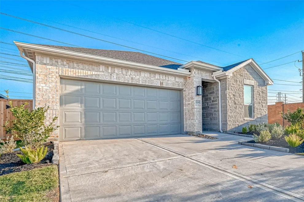 Unit for sale at 21543 Eads Creek Drive, Cypress, TX 77433