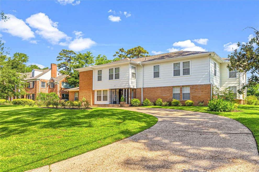 Unit for sale at 3449 N Parkwood Drive, Houston, TX 77021