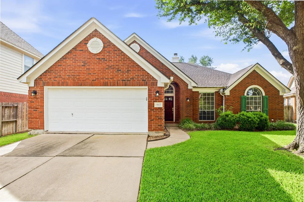 Unit for sale at 15627 Oakworth Court, Sugar Land, TX 77498