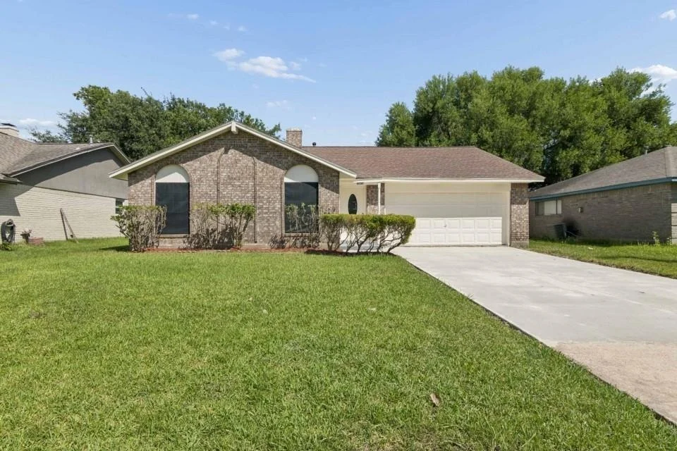 Unit for sale at 11826 Grapewood Drive, Houston, TX 77089