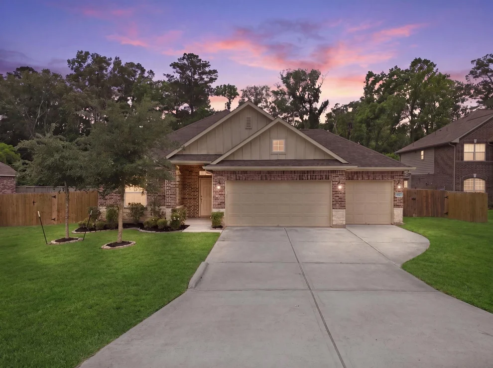 Unit for sale at 632 W Linnwood Drive, Woodbranch, TX 77357