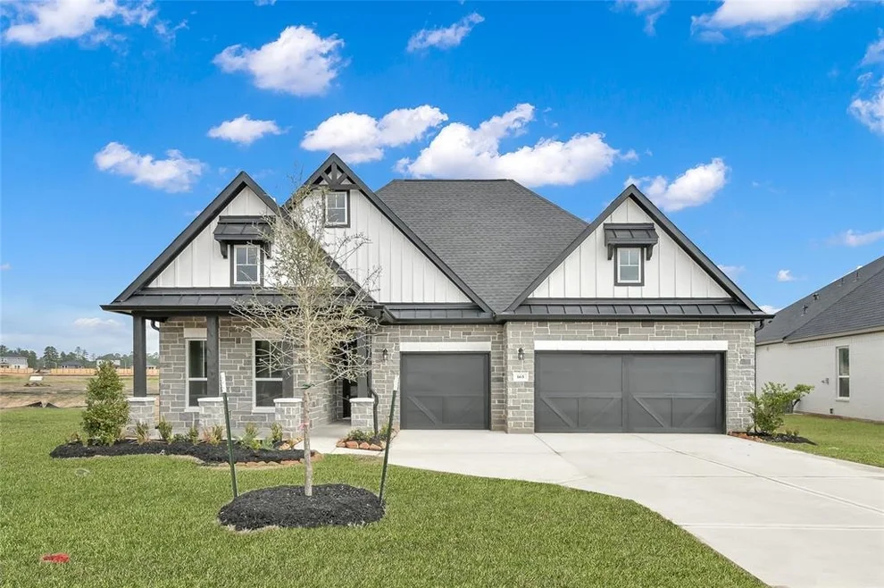 Unit for sale at 165 Peninsula Point Drive, Montgomery, TX 77356
