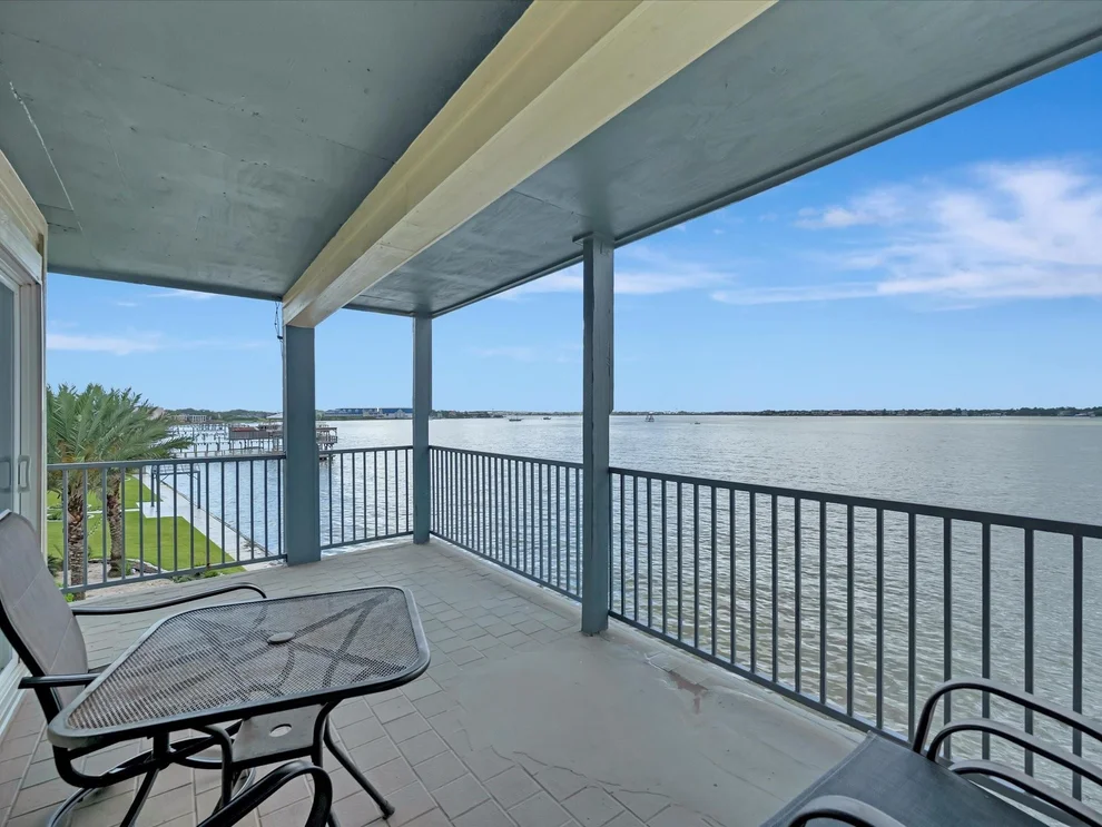 Unit for sale at 4001 Nasa Parkway, Seabrook, TX 77586