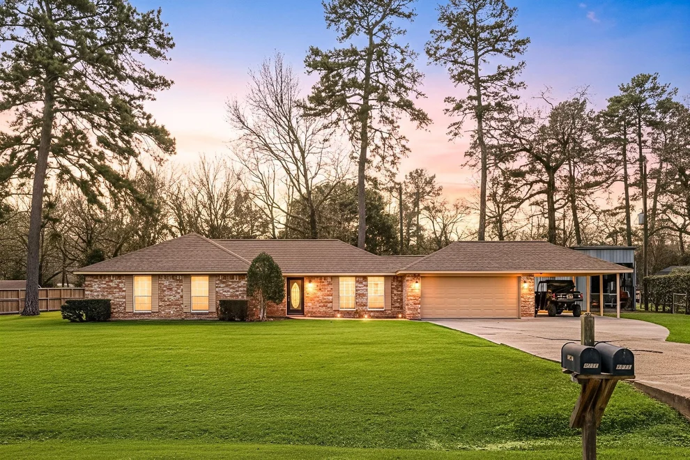 Unit for sale at 2210 Lucretia Street, Pinehurst, TX 77362