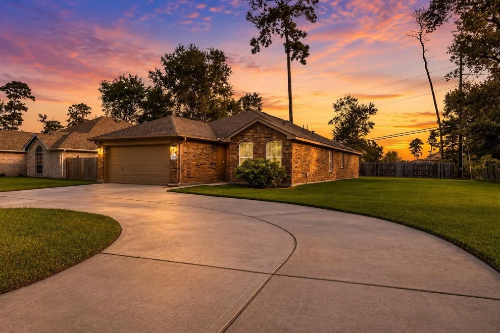 Unit for sale at 1022 S Diamondhead Boulevard, Crosby, TX 77532