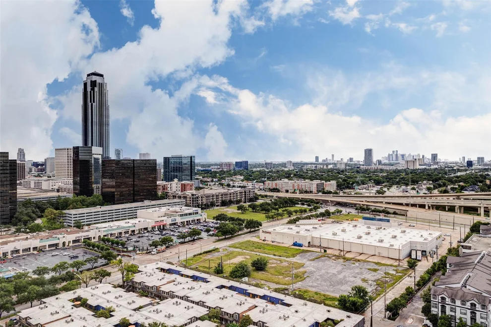 Unit for sale at 3505 Sage Road, Houston, TX 77056