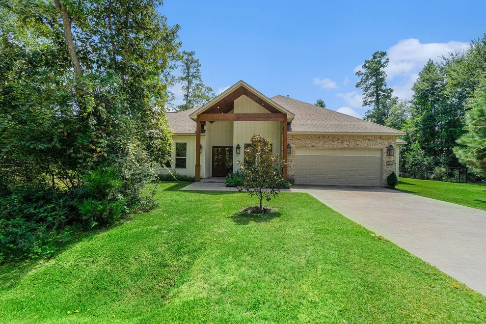 Unit for sale at 25142 W Tara Plantation Drive, Tomball, TX 77375