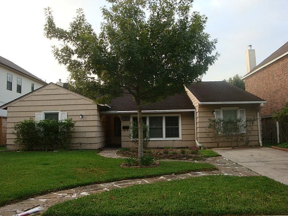 Unit for sale at 143 Whipple Drive, Bellaire, TX 77401
