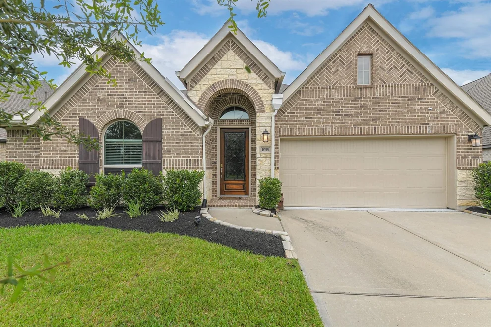 Unit for sale at 18707 Montero Lane, New Caney, TX 77357