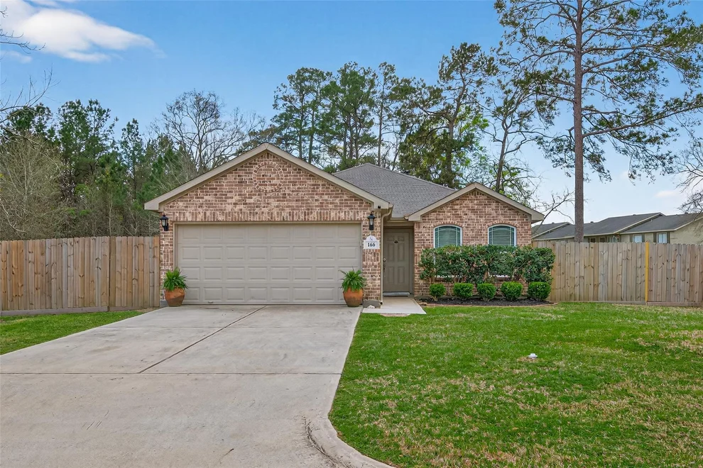 Unit for sale at 166 Cobblestone Lane, Cleveland, TX 77327