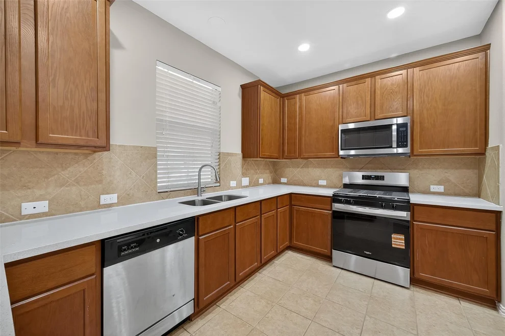 Unit for sale at 16758 Mammoth Springs Drive, Houston, TX 77095