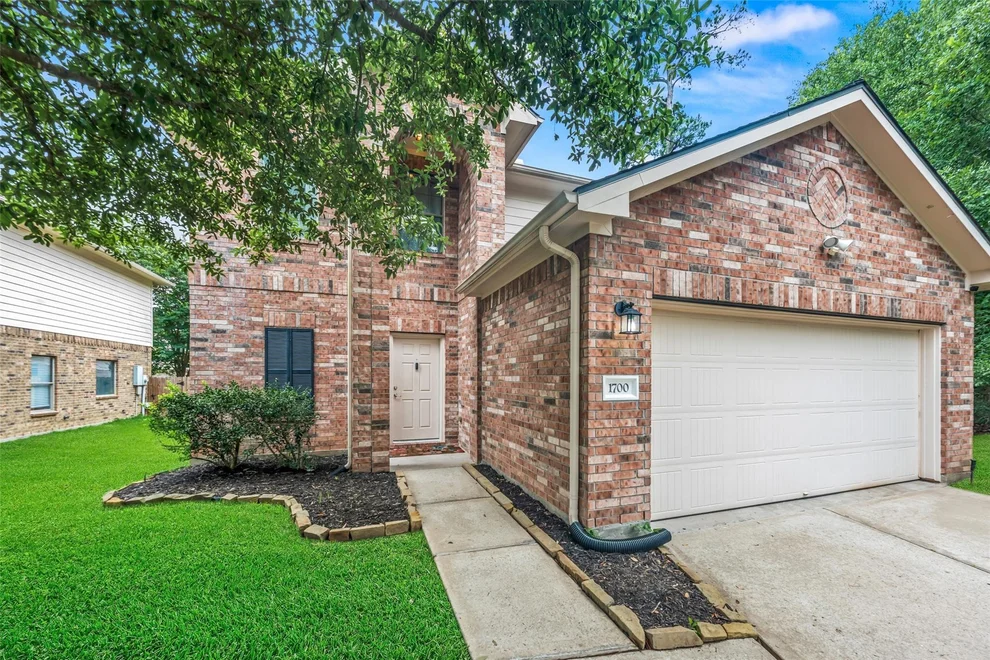 Unit for sale at 1700 Chestnut Glen Court, Conroe, TX 77301