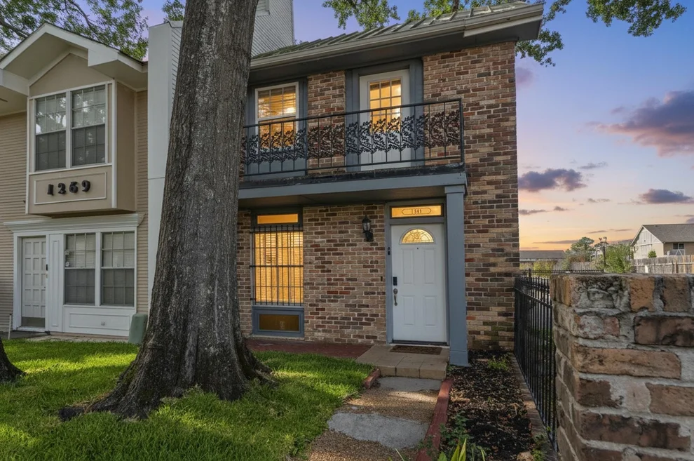 Unit for sale at 1271 Witte Road, Houston, TX 77055