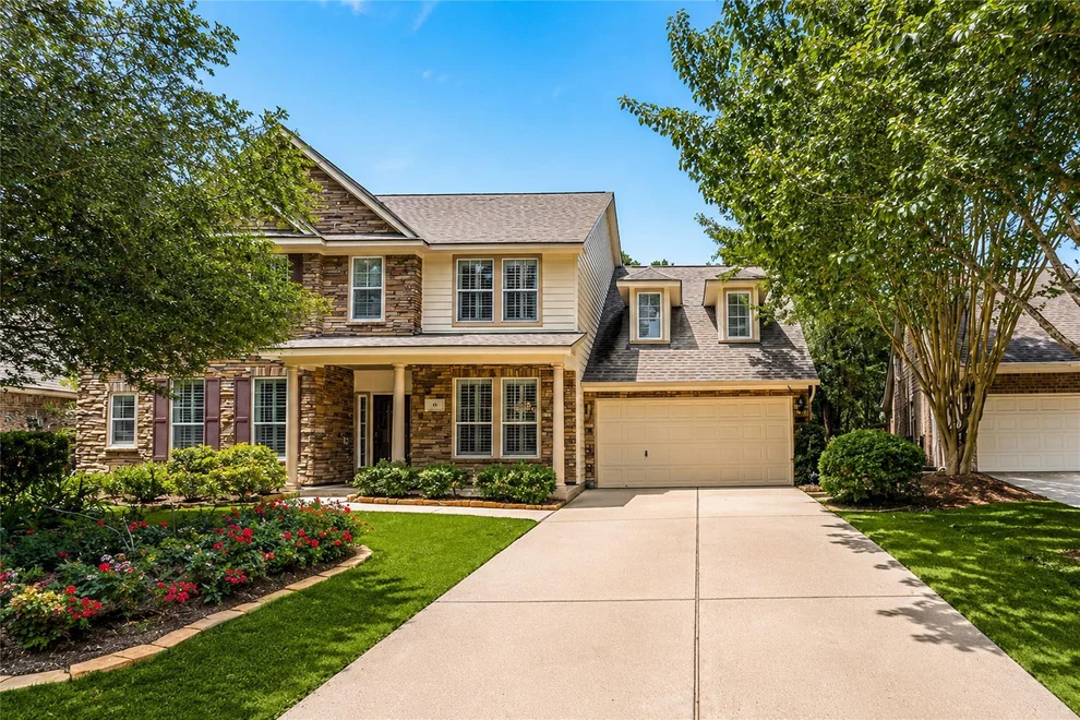 Unit for sale at 10 Latticeleaf Place, The Woodlands, TX 77382