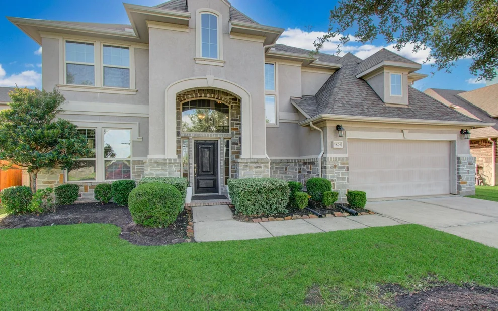 Unit for sale at 1824 Pleasant Springs Lane, Pearland, TX 77089