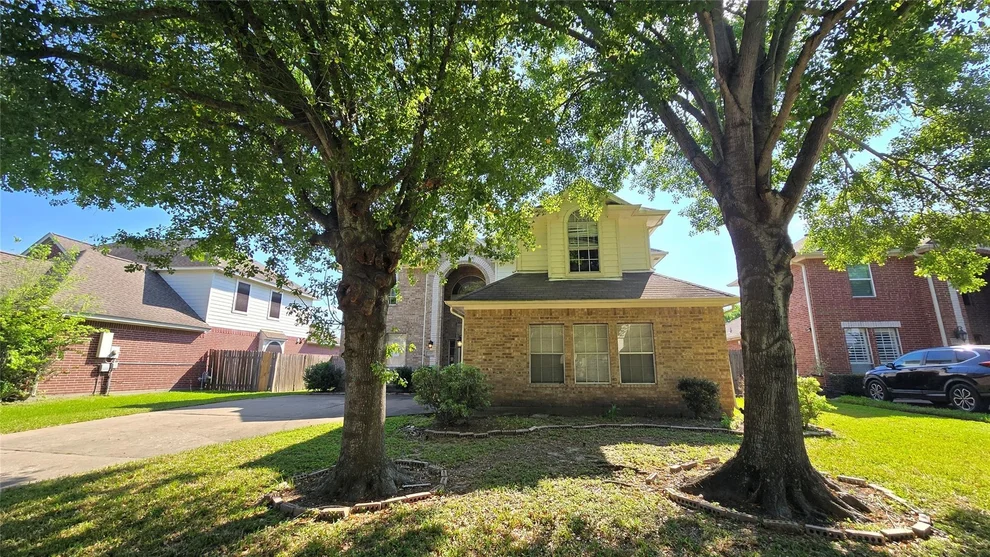 Unit for sale at 131 Annes Way, Stafford, TX 77477