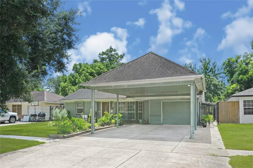 Unit for sale at 12410 Palmbeach Street, Houston, TX 77034