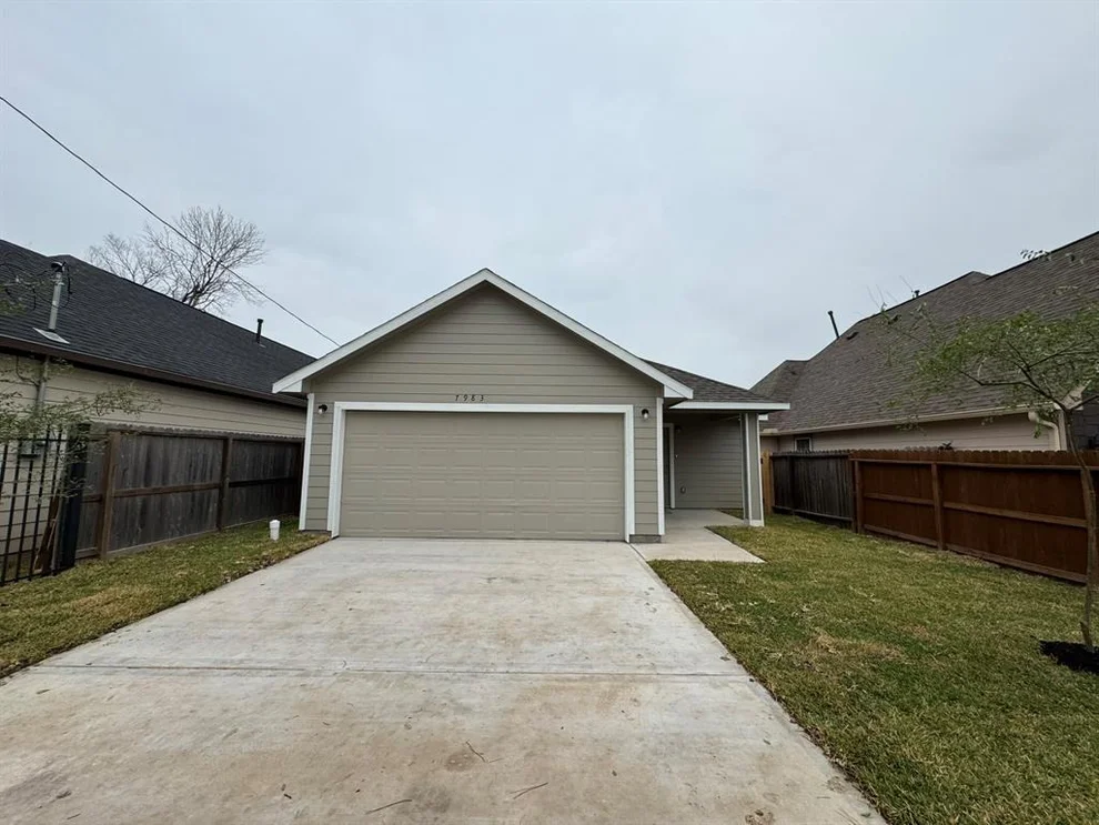 Unit for sale at 7983 Kenton Street, Houston, TX 77028