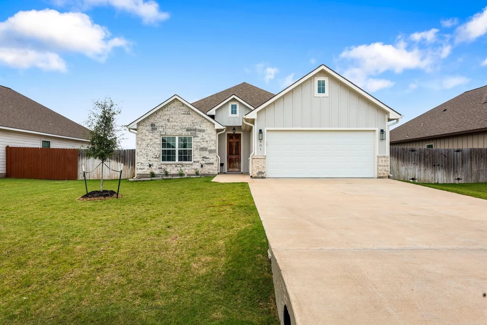 Unit for sale at 401 Brazos Bend, Snook, TX 77879