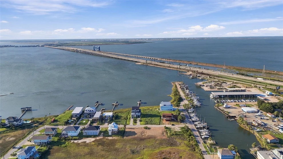 Unit for sale at 9115 West Bay Road, Galveston, TX 77554