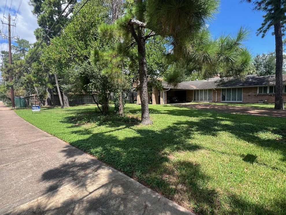 Unit for sale at 9302 Memorial Drive, Houston, TX 77024