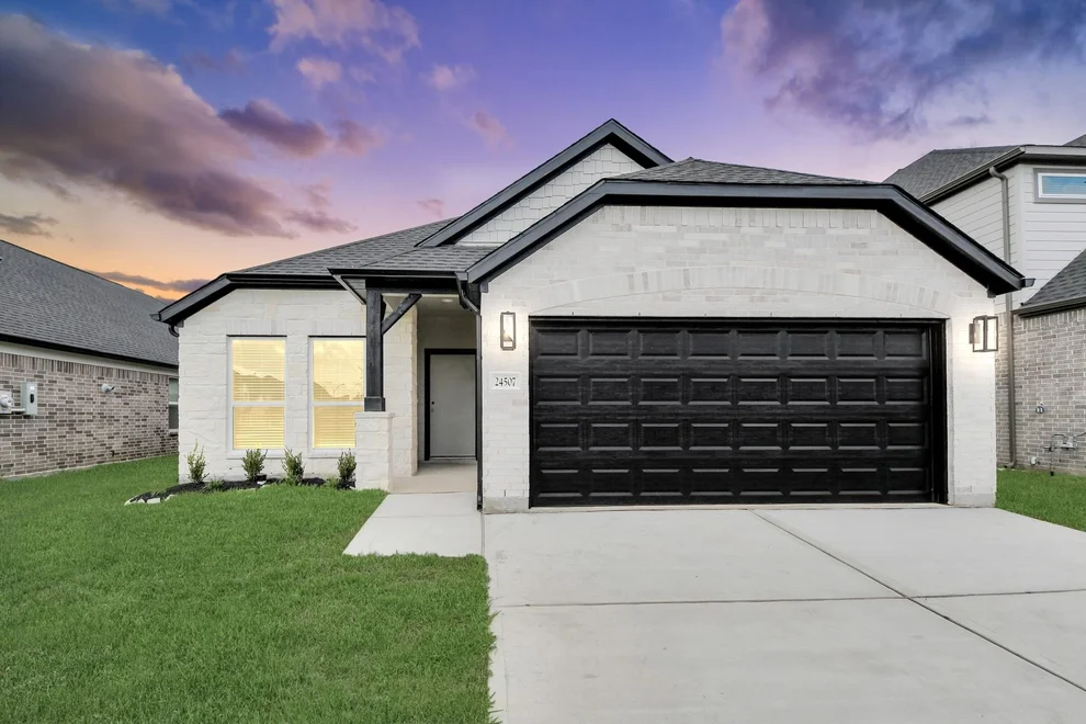 Unit for sale at 24507 Broad Park Ct, Spring, TX 77373