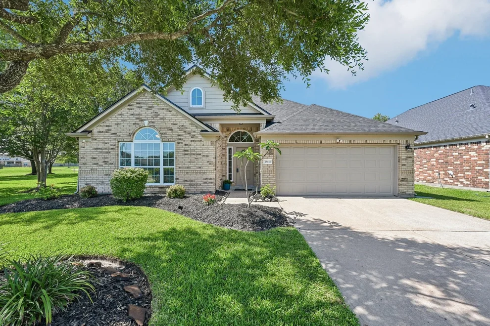 Unit for sale at 18611 Cypress Lake Village Drive, Cypress, TX 77429