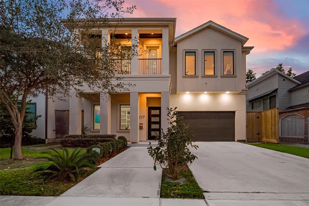 Unit for sale at 2217 W Main Street, Houston, TX 77098