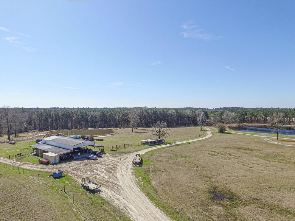 Unit for sale at 684 Hooks Road, Corrigan, TX 75939