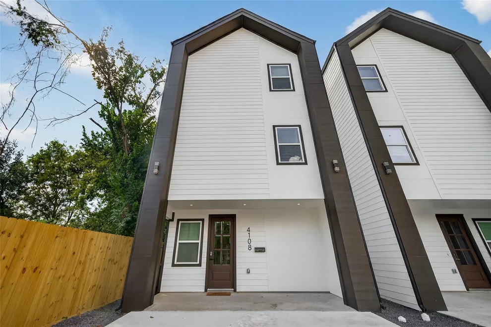 Unit for sale at 4108 Farmer Street, Houston, TX 77020