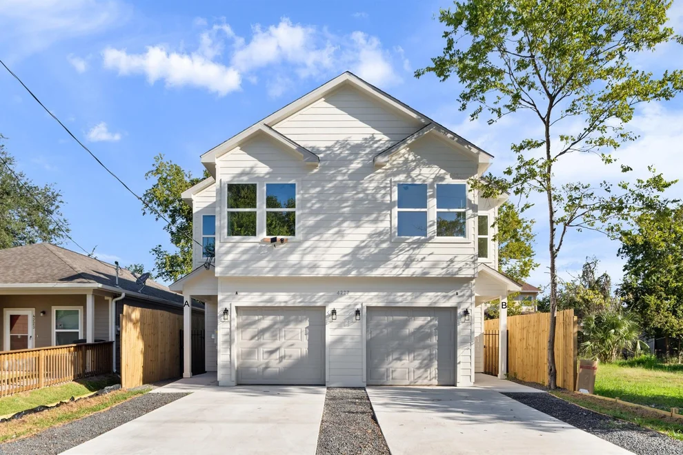 Unit for sale at 4227 Gunter Street, Houston, TX 77020