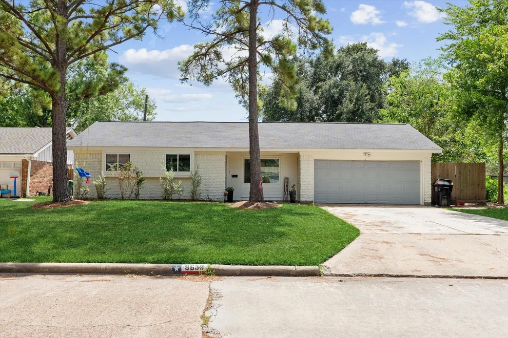Unit for sale at 9639 Vogue Lane, Houston, TX 77080