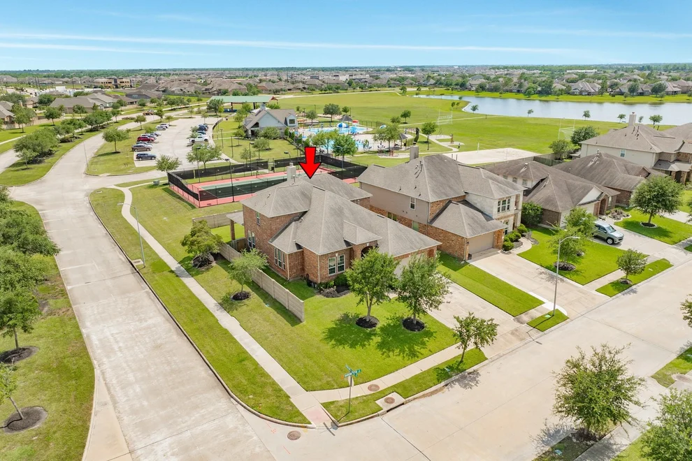 Unit for sale at 2730 Diamond Vista Lane, Rosharon, TX 77583