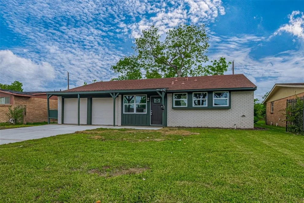 Unit for sale at 3814 Prudence Drive, Houston, TX 77045