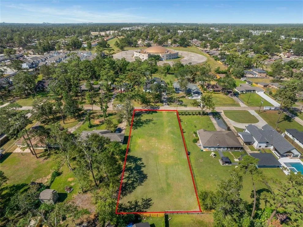 Unit for sale at 5224 Sue Marie Lane, Houston, TX 77091