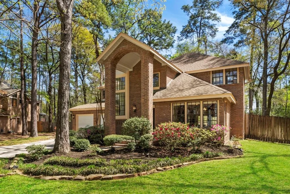 Unit for sale at 27 Sky Terrace Place, The Woodlands, TX 77381
