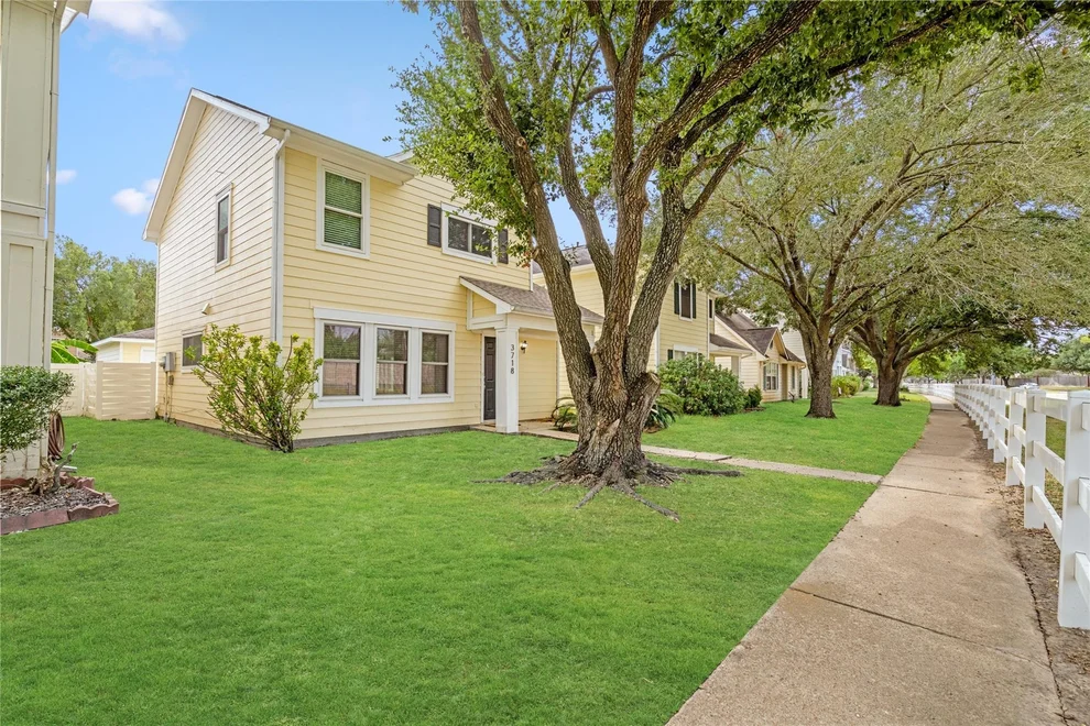 Unit for sale at 3718 W Traditions Court, Houston, TX 77082