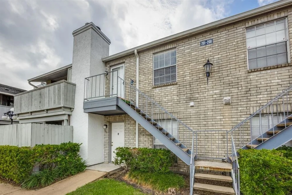 Unit for sale at 8787 Brae Acres Road, Houston, TX 77074