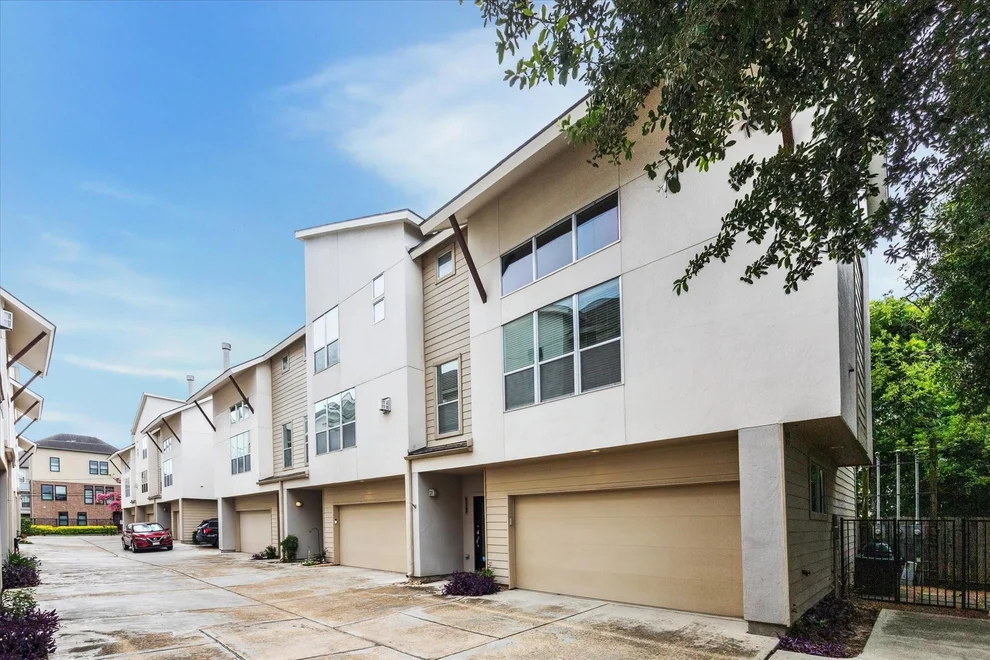 Unit for sale at 5219 Kiam Street, Houston, TX 77007