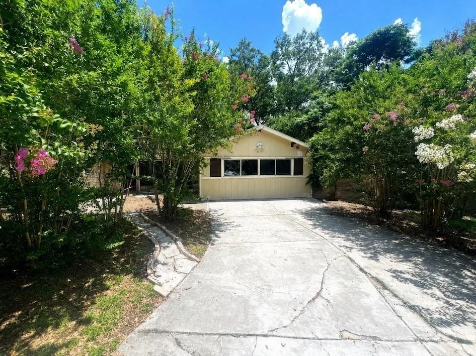 Unit for sale at 6118 Windy Forest, San Antonio, TX 78239