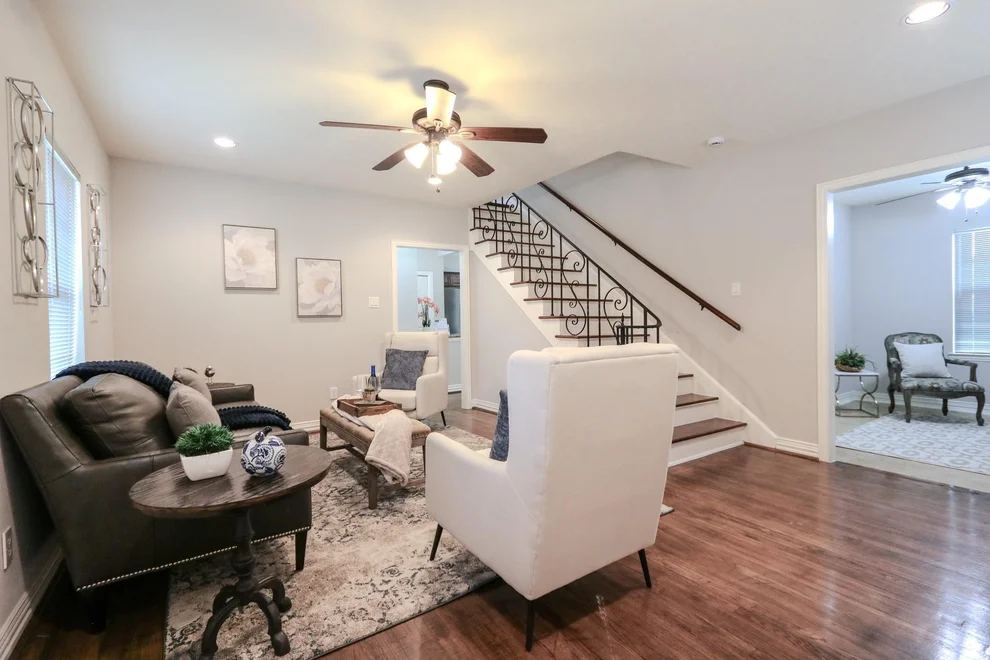 Unit for sale at 4609 University Oaks Boulevard, Houston, TX 77004