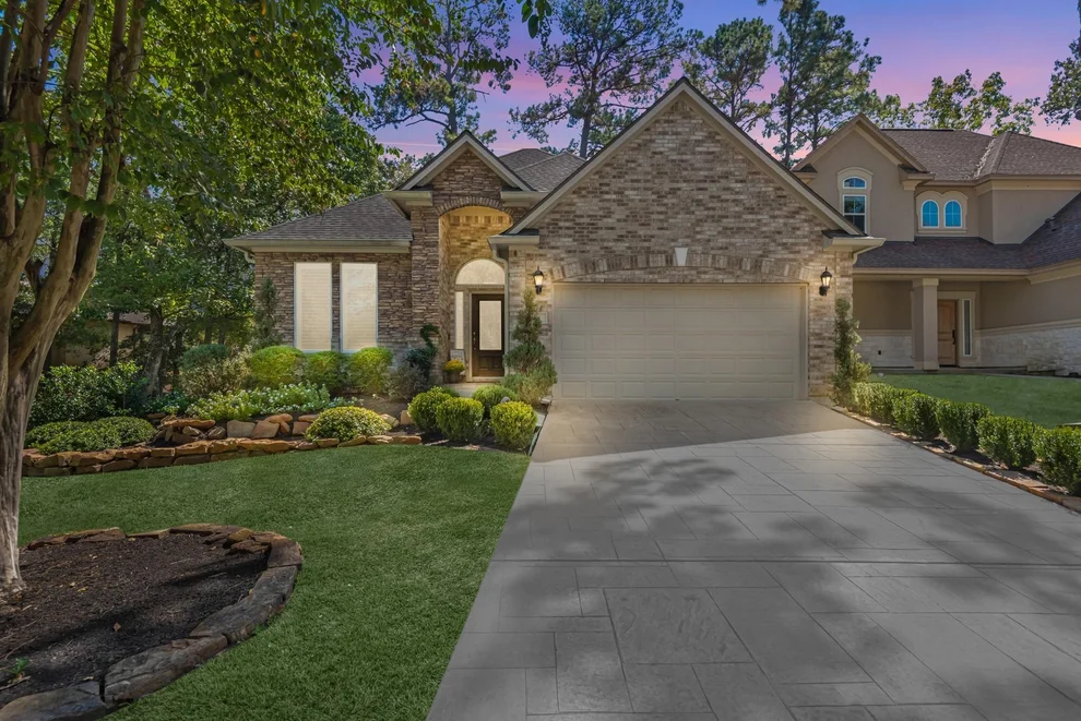 Unit for sale at 8 Winthrop Harbor, Montgomery, TX 77356