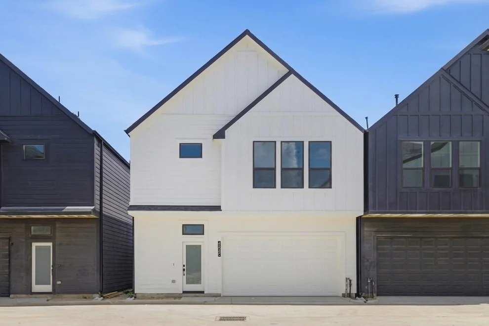 Unit for sale at 4605 Harrisburg Boulevard, Houston, TX 77011