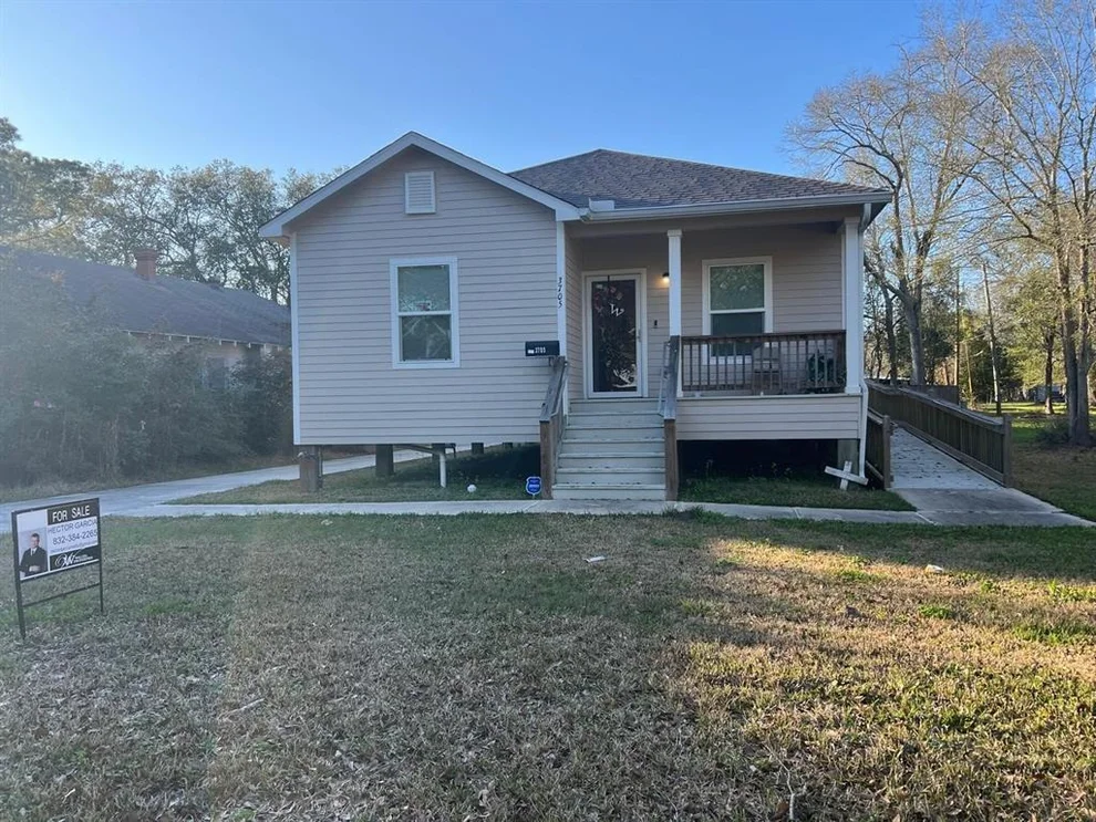 Unit for sale at 3705 Lakeshore Drive, Port Arthur, TX 77642
