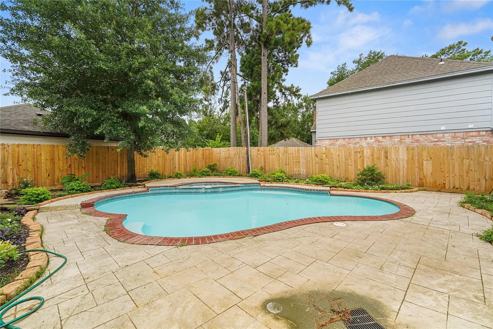 Unit for sale at 15027 Walters Road, Houston, TX 77068